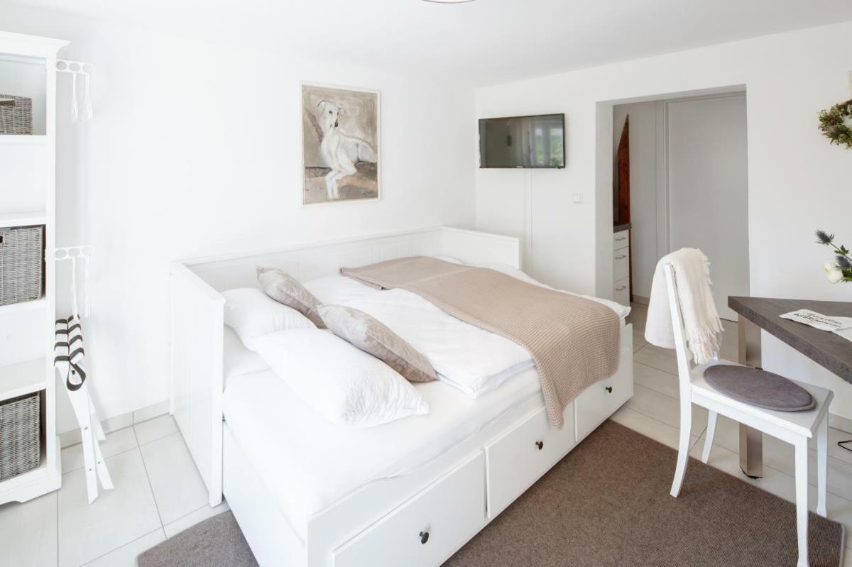 Tiny Ferienwohnung Am Stadtpark Schwabisch Hall Bagian luar foto